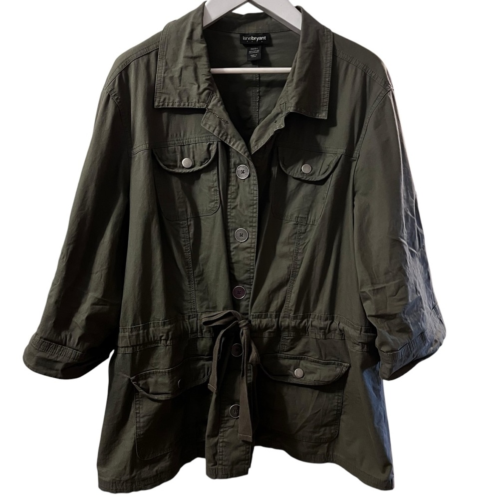 + LB Jacket - Picture 2 of 10